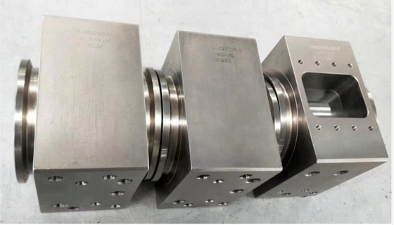Buhler 155 Twin Screw Extruder Screws Barrels для нефтехимической промышленности