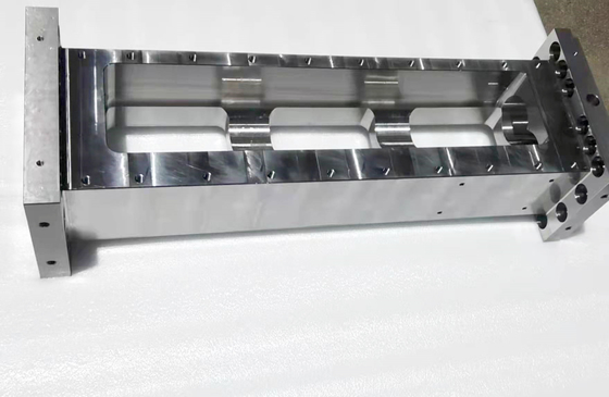 CNC-обработка двухвинтовых экструдерных бочек для промышленности пластмассовой техники